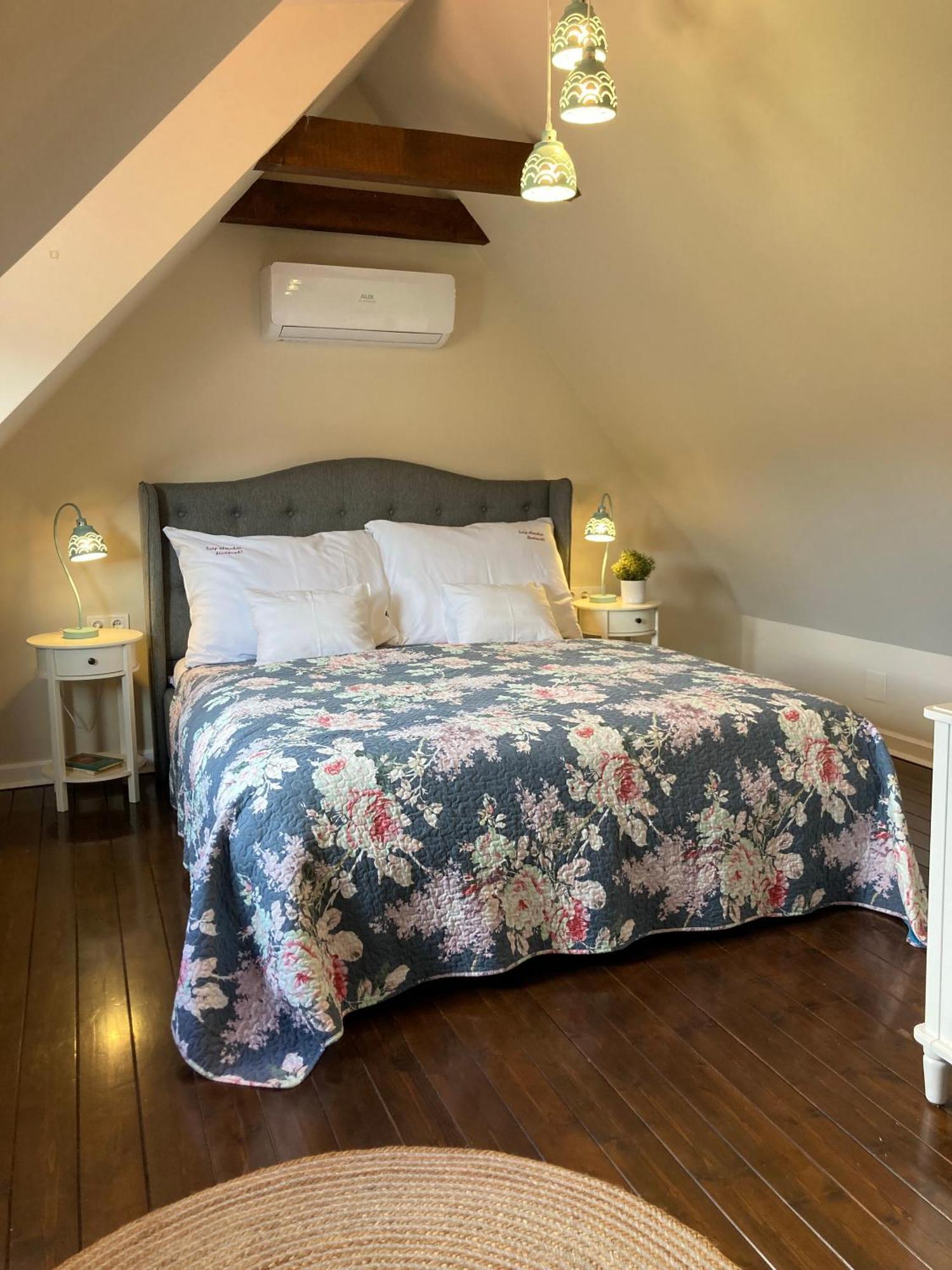 Aparthotel Zsoka Fogadoja Szentantalfa Esterno foto